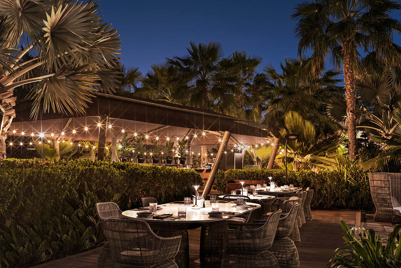 The-Bvlgari-Resort-Dubai_-La-Spiaggia-outdoor